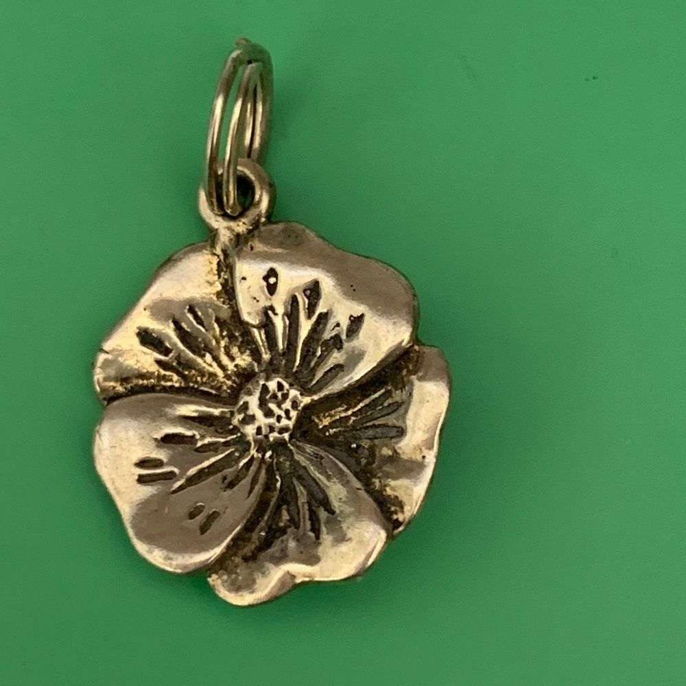 .925 Pansy Flower Sterling Silver Jewelry Charm #garden